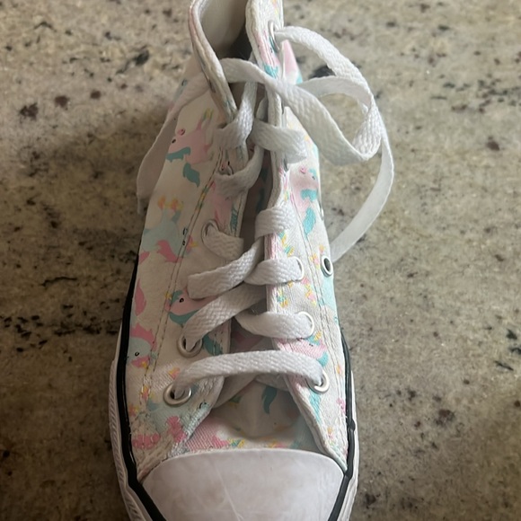 Girls Converse Allstar, Size 2- white shoes with unicorns. Great condition - Picture 7 of 10